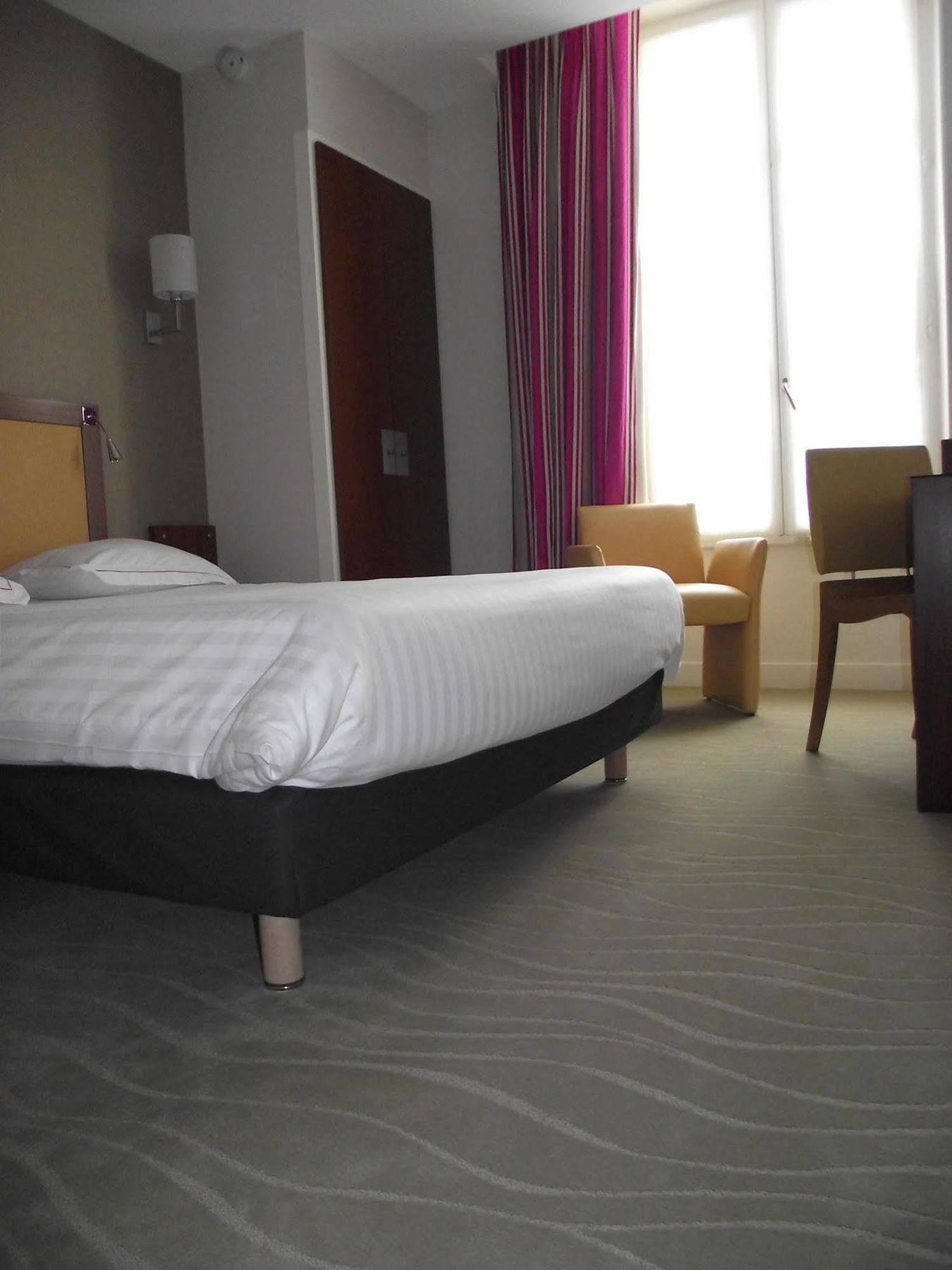Best Western Plus Hôtel D'Angleterre Bourges Exterior foto